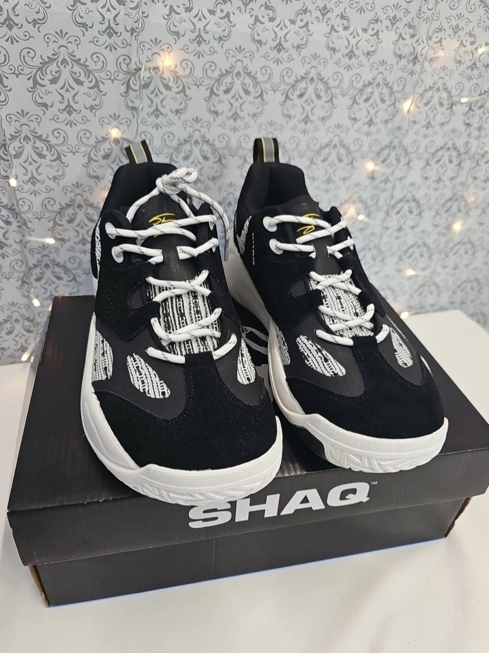 SHAQ Men's Black and White Chunky Lace-Up Sneakers